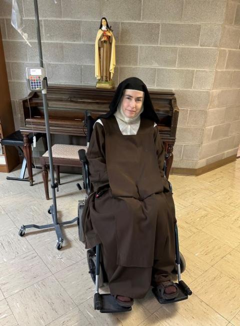 La reverenda madre Teresa Inés de Jesús Crucificado Gerlach, miembro desde hace muchos años de la Orden de las Carmelitas Descalzas, aparece en esta foto sin fecha en el Monasterio de la Santísima Trinidad en Arlington, Texas.