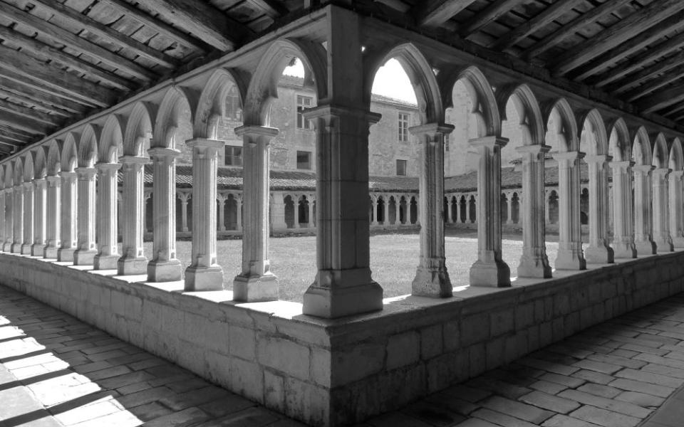 Courtyard surrounded by open arched windows