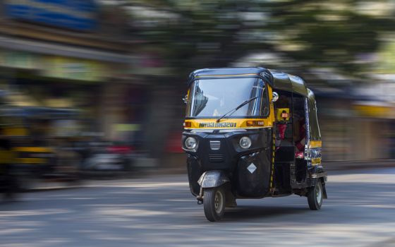 A motorized rickshaw in Mumbai, India (Dreamstime/Rkaphotography)