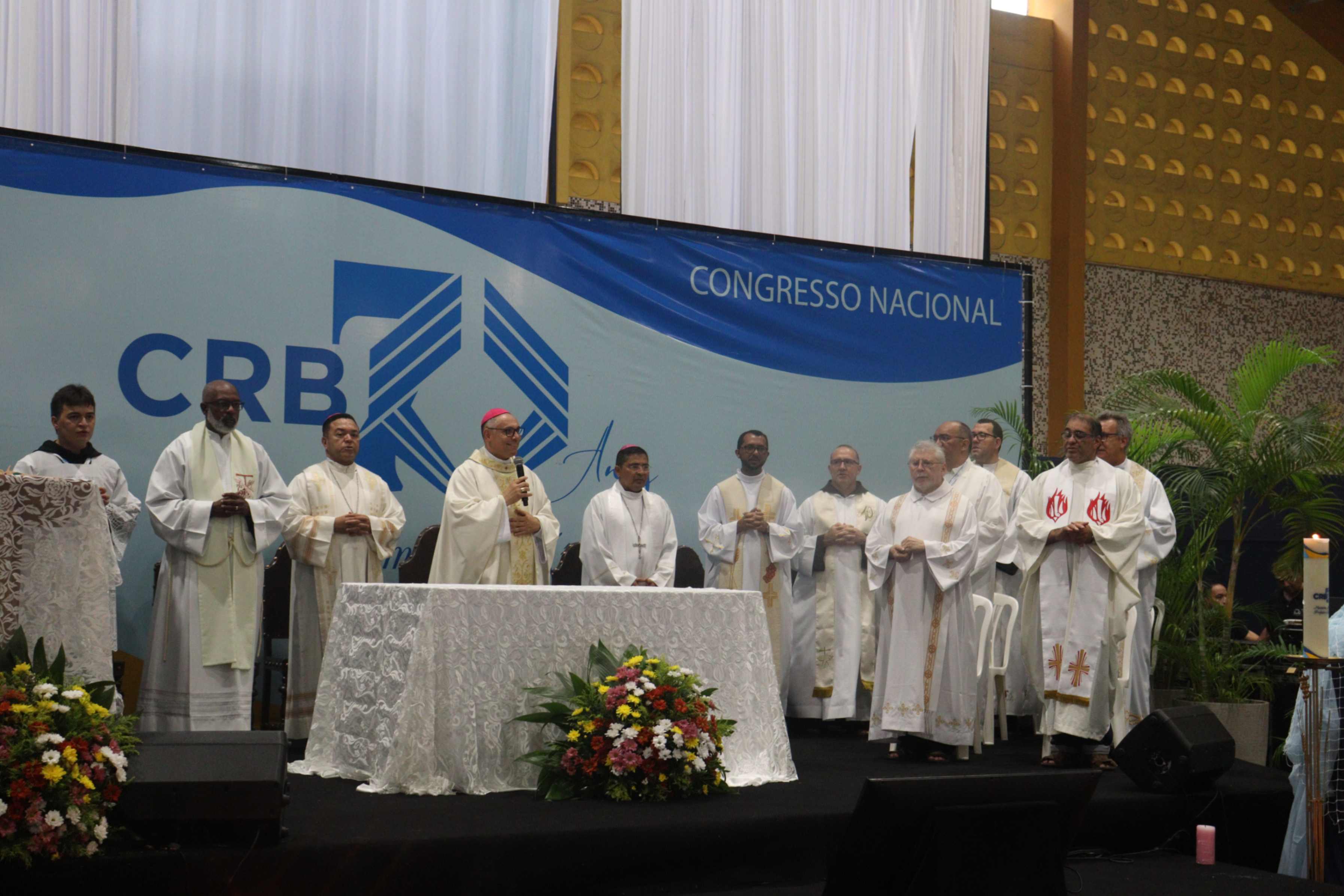 The four-day congress began with a eucharistic celebration, presided over by Bishop Gregório Paixão, the archbishop of Fortaleza and president of the Episcopal Commission for Culture and Education of Brazil's National Bishops Conference. (Courtesy of CRB)