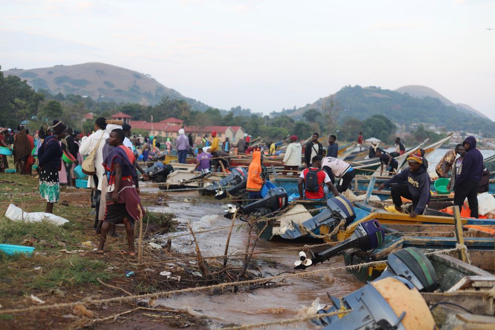 Fishing boats return laden with tilapia, Nile perch, silverfish and other local species at Port Victoria, Kenya.