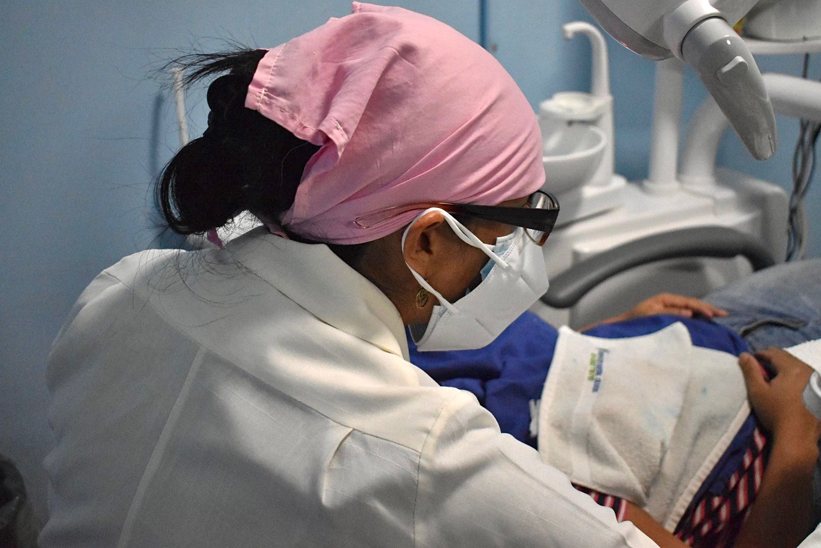 En Casa Mambré, un refugio para inmigrantes en Ciudad de México, la Hna. Fefa Martínez Basterra promovió la atención médica dental, gracias al concurso de odontólogos voluntarios. (Foto: Ángel Huerta)