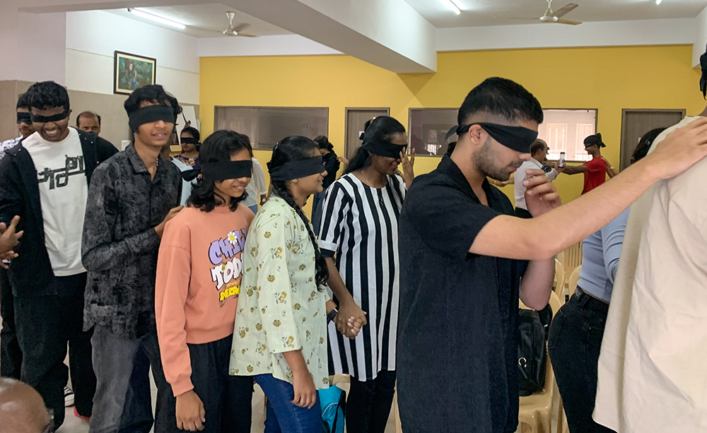 Catholic youth leaders from 21 Syro-Malabar dioceses participating in a Blind Walk in Bengaluru, southern India. (George Kannanthanam) 