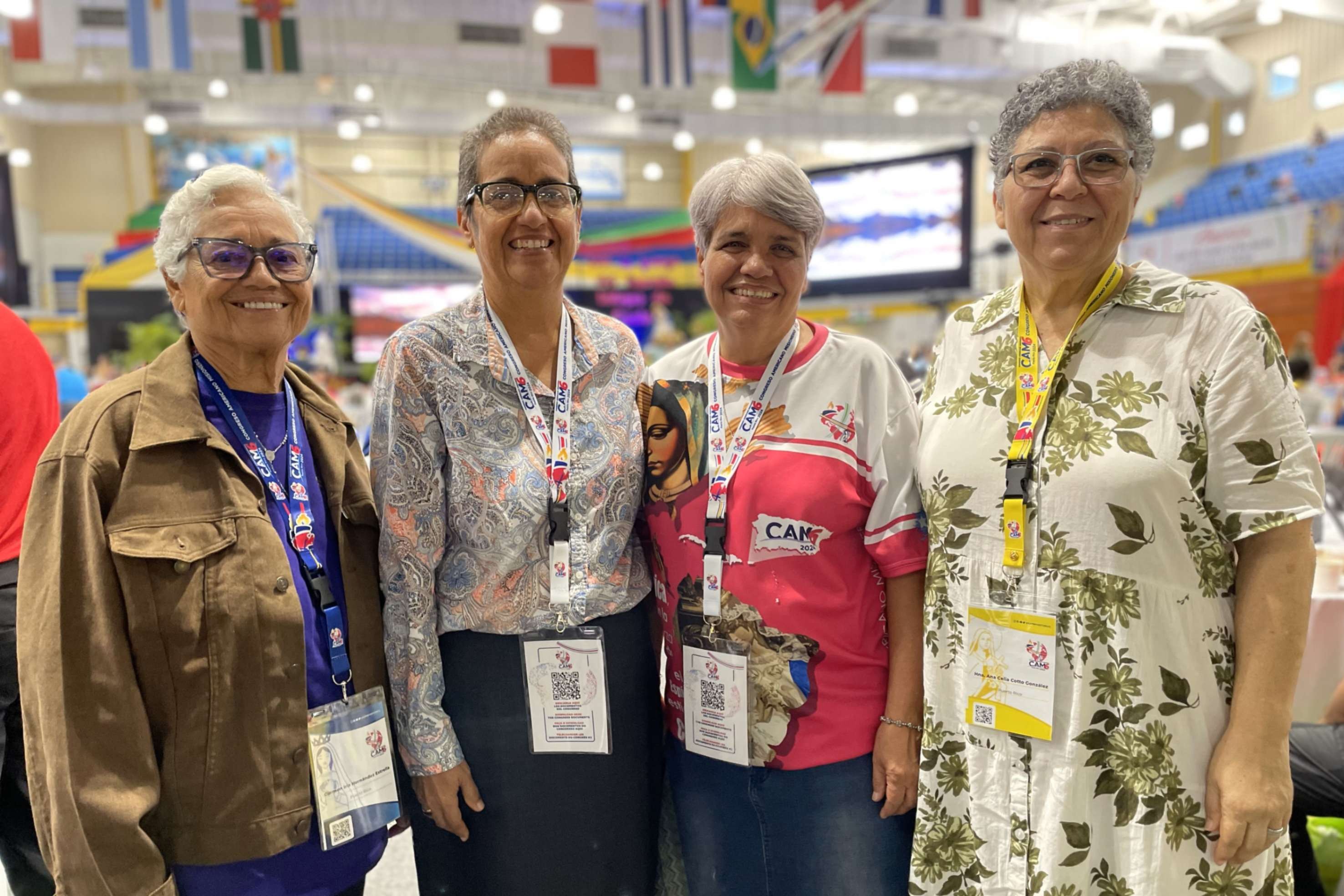 Religiosas de las Hermanas Misioneras dele Buen Pastor presentes en el CAM6. De izquierda a derecha: Carmen Iris Hernández, miembro de la familia laica, Hna. Nancy Negrón Ortiz, las hermanas Maribel O'Neill y Ana Celia Cotto. (Foto: Ángel Morillo)