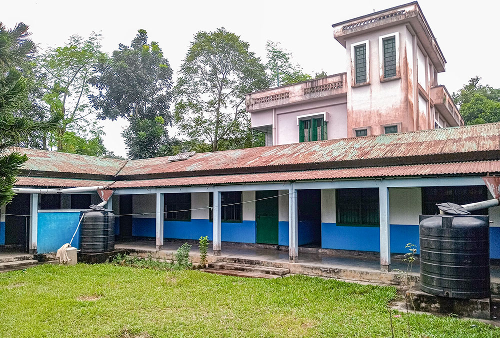 Our Lady of Lourdes Hospital in Baromari, Sherpur, Bangladesh (Sumon Corraya)