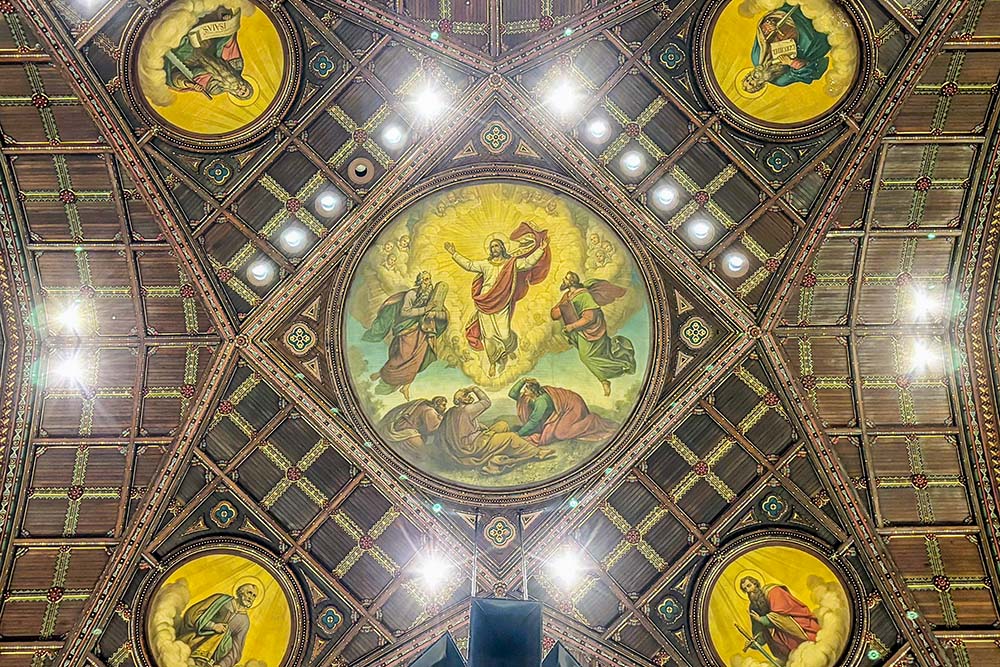 The Transfiguration, depicted on the ceiling of the Cathedral of Sts. Peter and Paul in Providence, R.I. (Wikimedia Commons/Farragutful)