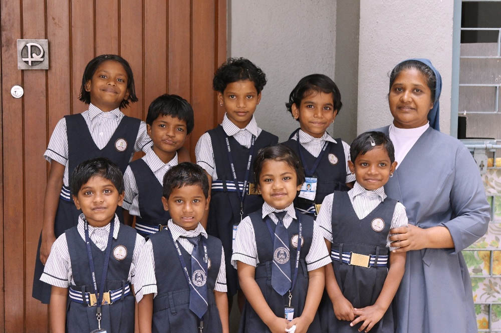 Nuns' foster homes in India kindle hope in destitute children | Global ...