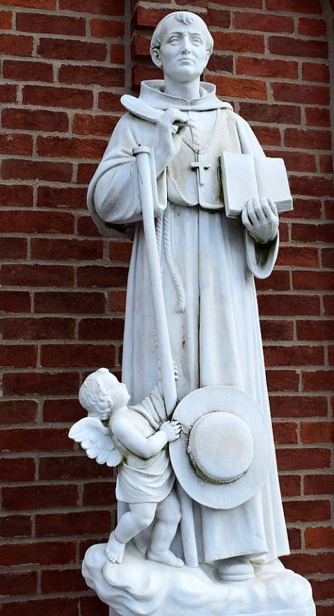 St. Bonaventure statue at the National Shrine of St. Anthony and Friary in Cincinnati, Ohio (Wikimedia Commons/Nheyob)