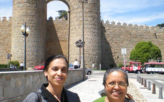 Elsykutty (Sister Caridad) Paramundayil and her little sister, Sr. Celine Paramundayil, in Ávila, Spain (Courtesy of Celine Paramundayil)