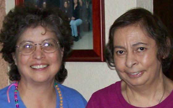 Presentation Sr. Maria Lopez, left, and her sister Lucy at Christmas 2008, nine months after Maria donated a kidney to Lucy (Courtesy of Maria Lopez)